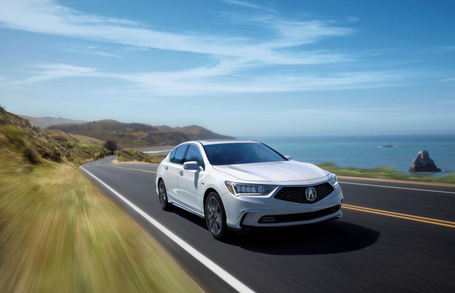  Acura RLX Sport Hybrid SH-AWD 2017 года  (фото 14 из 52)